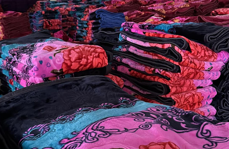 Super Soft Mink Blanket manufacturers in Panipat 